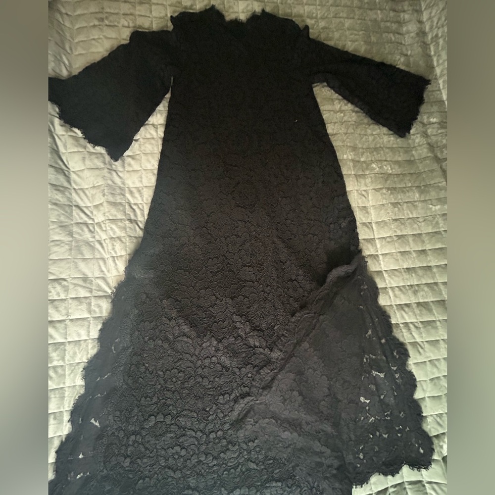 Dolce & Gabbana Black Floral Lace Long Sleeve Dress.
Size 38  up to a size 8